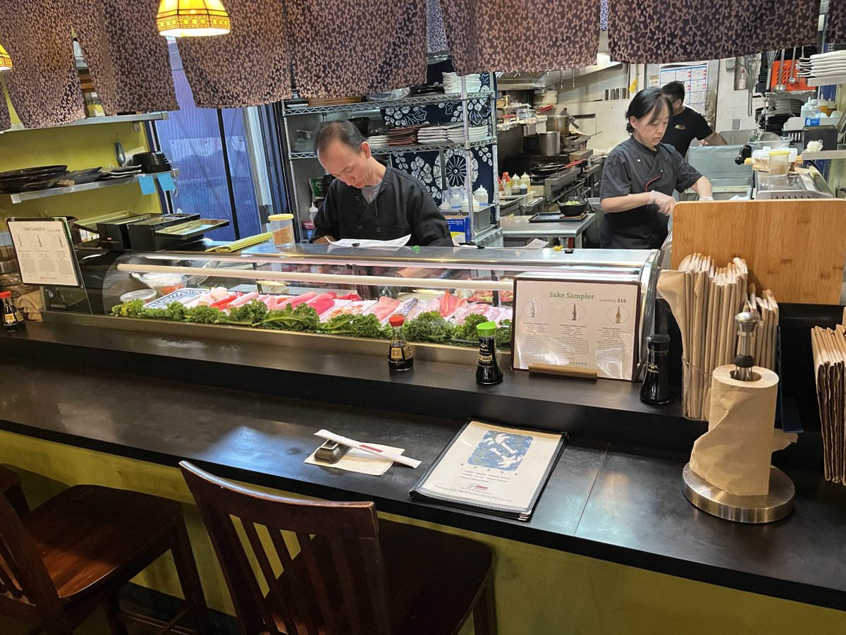 Finding Sushi in Wallingford: A Family Tale with a Happy Ending dlvr.it/TCTgmP