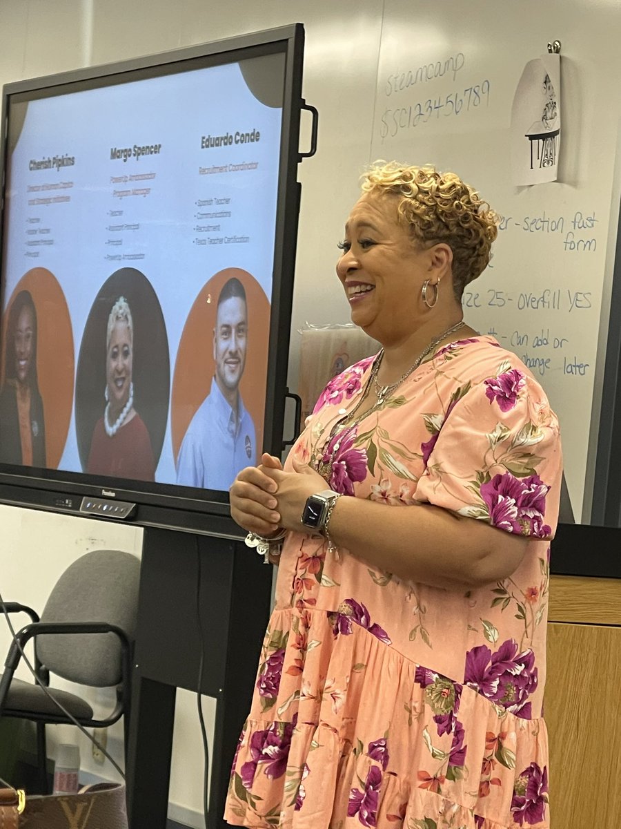 CherishPipkins's tweet image. Selfie Break at the  @LancasterISD Power Up Ambassador Meeting!  So glad to reunite with PUA Manager @mls_casper 
@LISD_Careers 🧡🐾🐅
#TeamHR #DreamBeleieveRoar