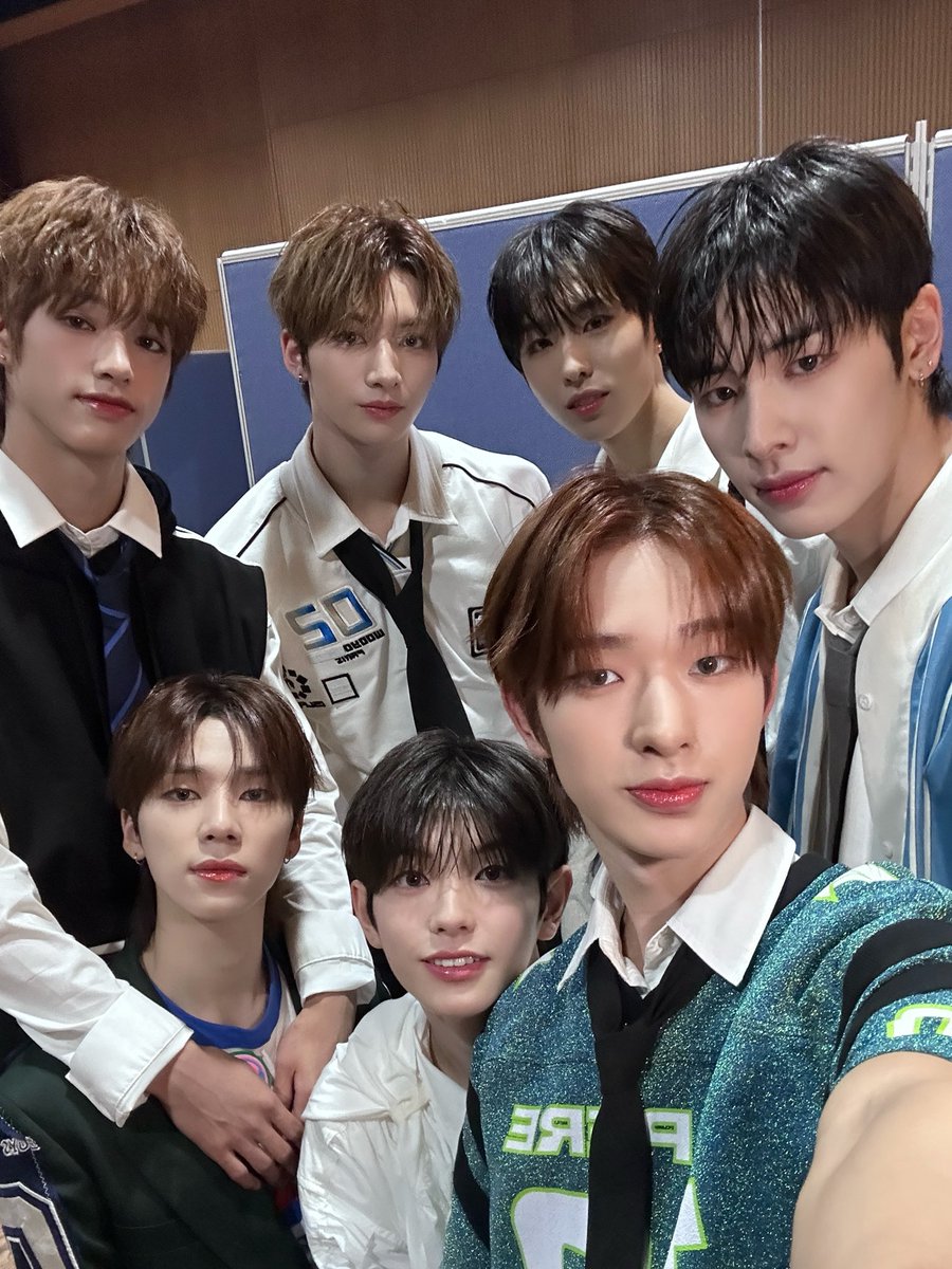 NEXZ_official's tweet photo. https://t.co/YOU6KIQY81