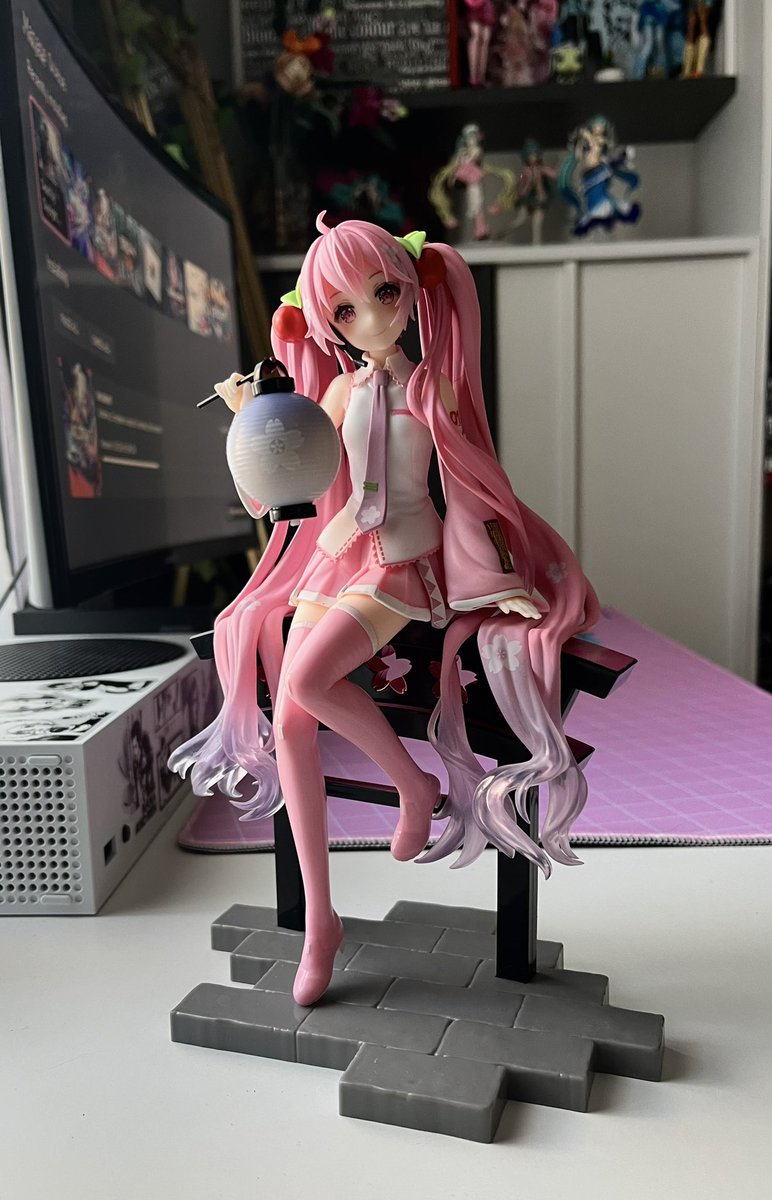 Atrevesar's tweet photo. My collection got three new girls 💖 https://t.co/4YJmDiJxZw
