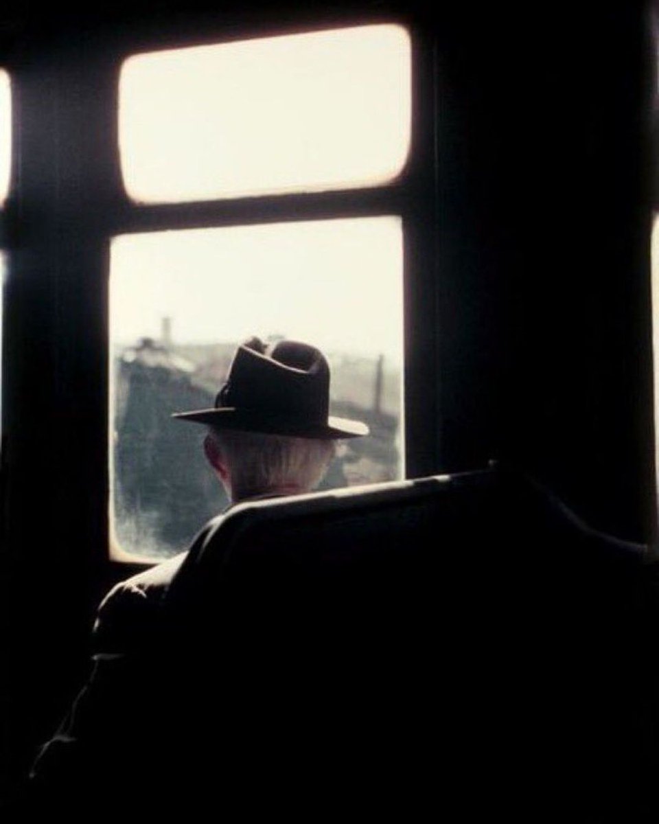 fubiz's tweet image. The Man with the Hat, 1948 🕵️ by Saul Leiter
#vintage #art #saulleiter