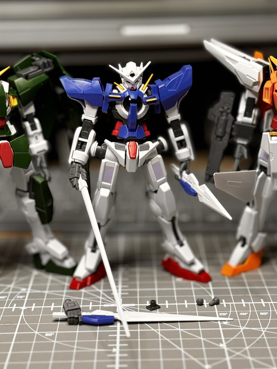 root3p's tweet image. OO hands.