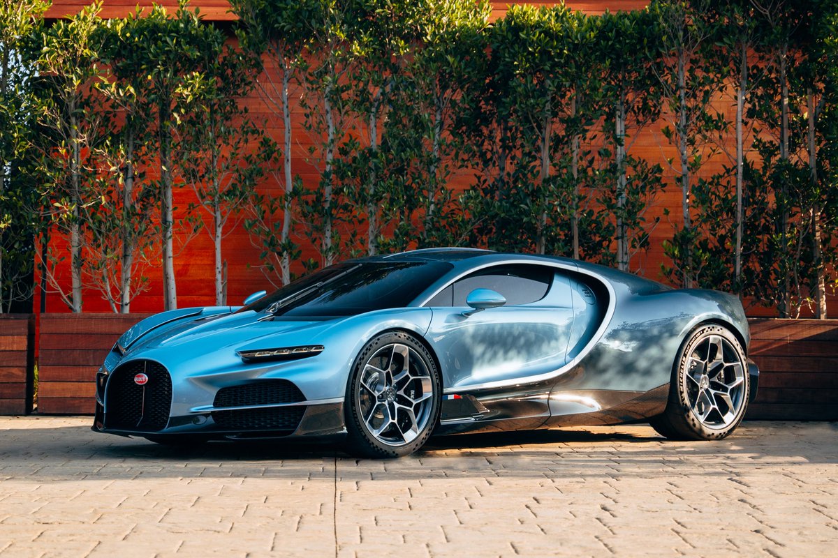 Bugatti tweet media