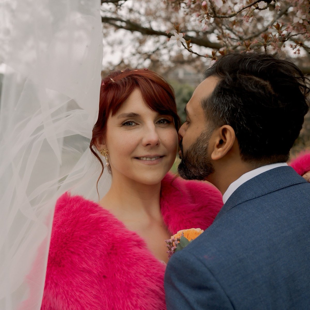 WHAMArtists's tweet photo. Our lovely bride Eleanor on her wonderful day
Hair &amp; makeup  Wedding Hair and Makeup Artists
Photography @ashanebernard https://t.co/pf9f71J5UJ