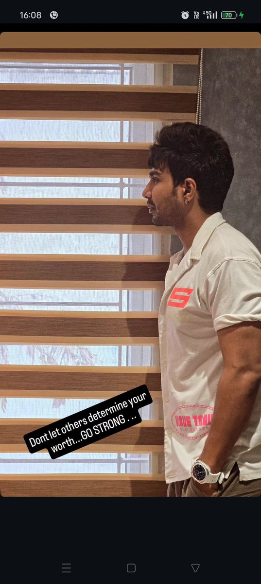 BaghiVishnu's tweet photo. Don't let others determine your worth... Go Strong 💪🔥 - @TheVishnuVishal
#VishnuVishal #tamilcinema #actor #kollywood #hero #cinema #trending #motivationquotes #strong #VVFansClub #VVFans #tamilnadu #pondicherry @DuraiKv @VVfansclub https://t.co/qxYiavlTpN