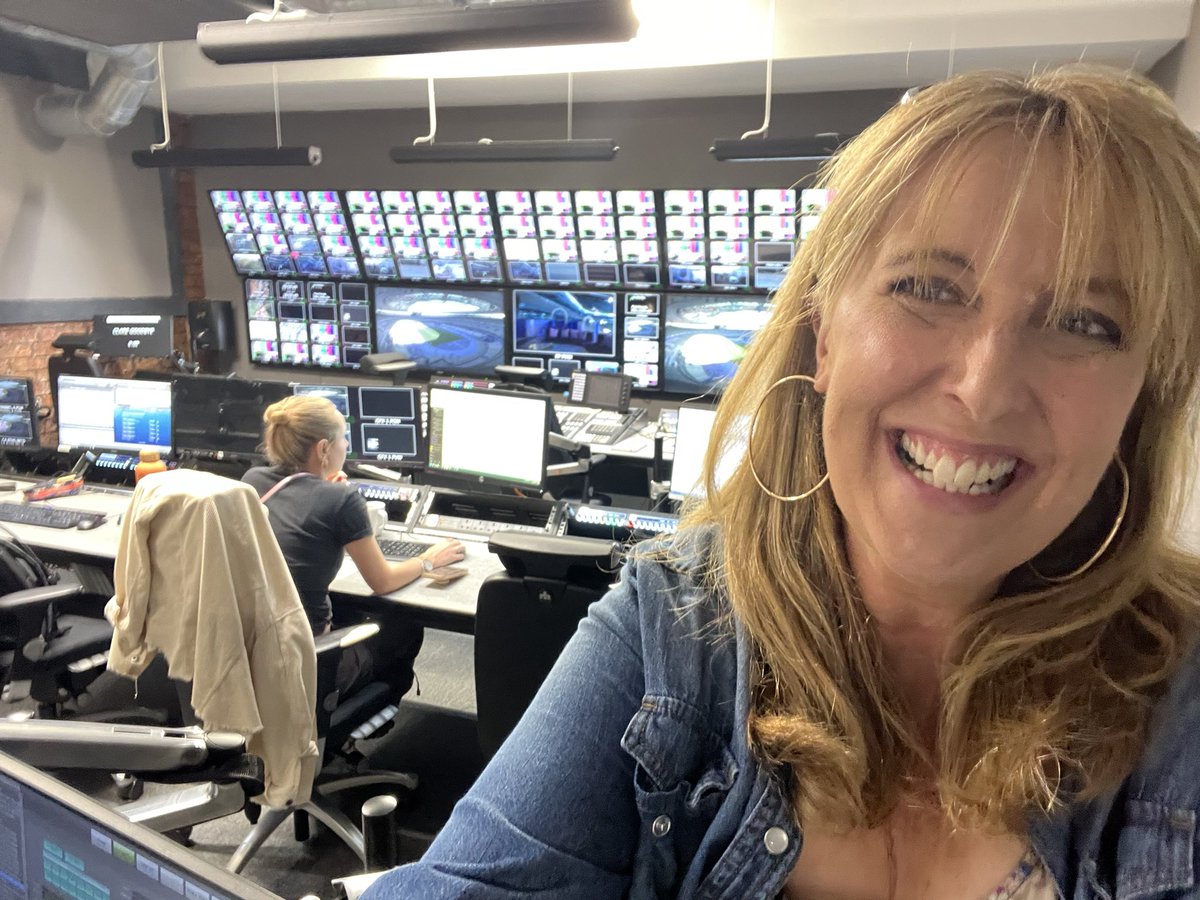 Ally Castle tweet media