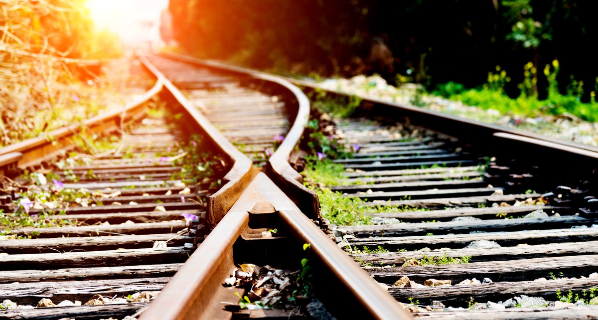 The Labour-commissioned rail and urban transport review by Juergen Maier CBE endorses the creation of Great British Railways and advocates for the need for strategic planning. This summary outlines 5 key themes with recommendations.

legal-rail.com/insight/rail-a…