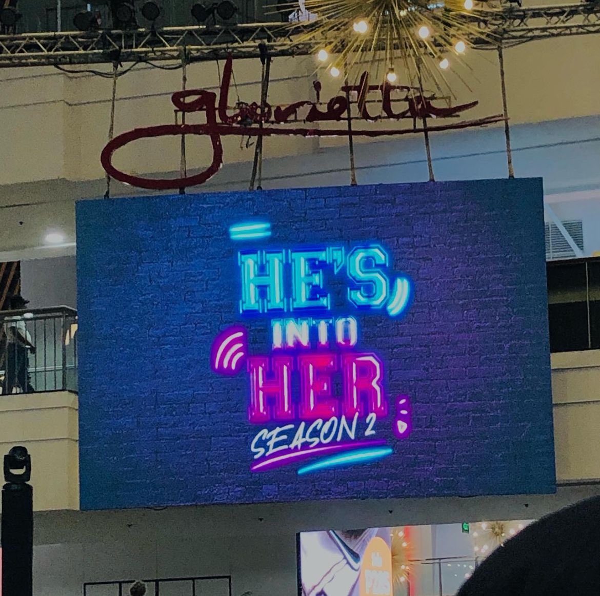 he’s into her 💙❤️