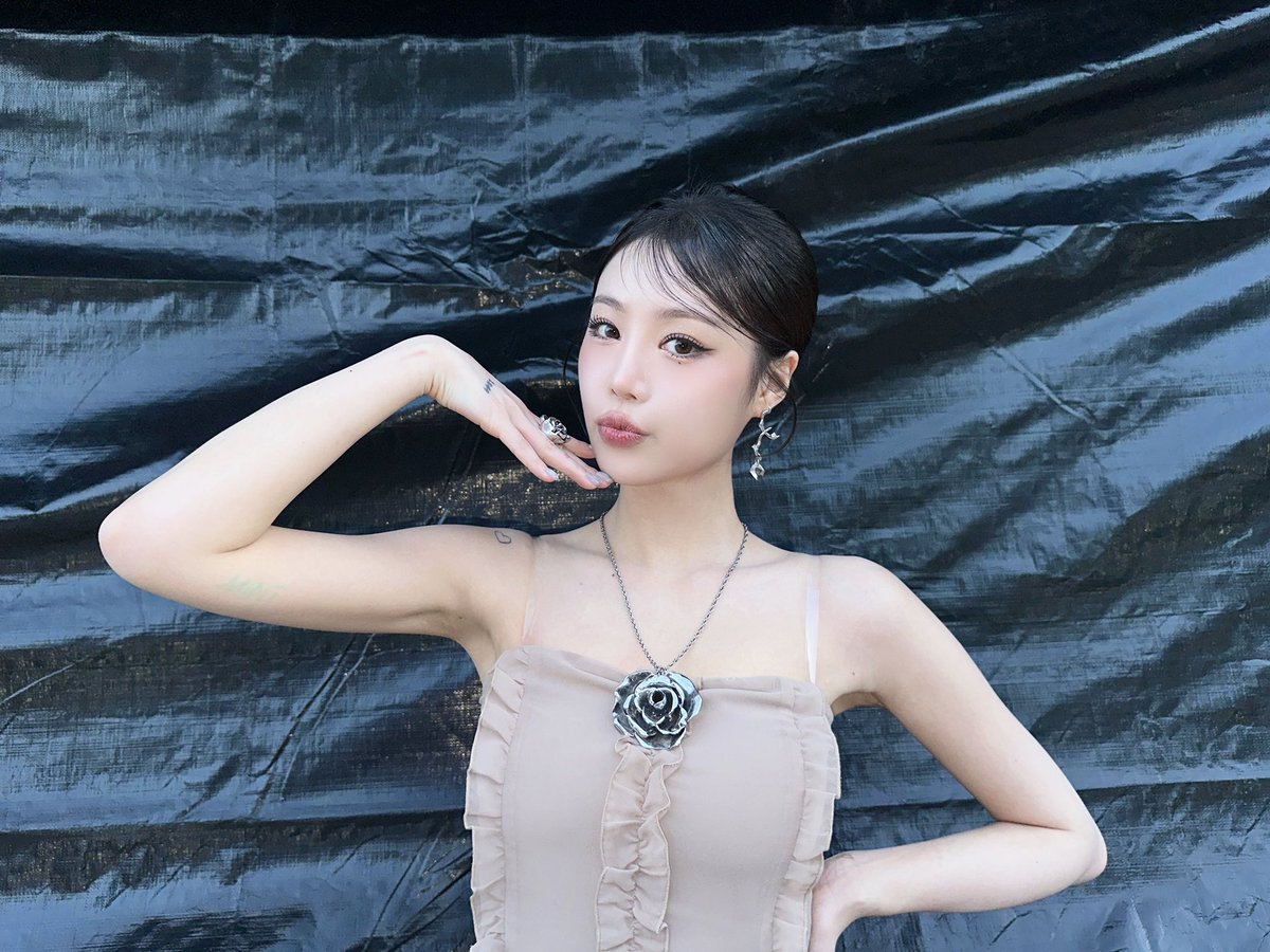BRD_SOOJIN's tweet photo. [#수탱데이📸]
2024.08.28. 오랜만에 만난 아리따운 수진씨🌹

#수진 #SOOJIN #아가씨 #RIZZ #MONALISA https://t.co/Go8dpon86j
