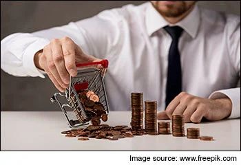 PersonalFN's tweet image. The BSE Mid-cap index has registered a strong rally and delivered gains of 31.2% so far in the current calendar year, outpacing the gains of 12.2% in BSE Sensex. #mutualfund #highreturns #midcapfund

Read On.
bit.ly/3Z4QxfY