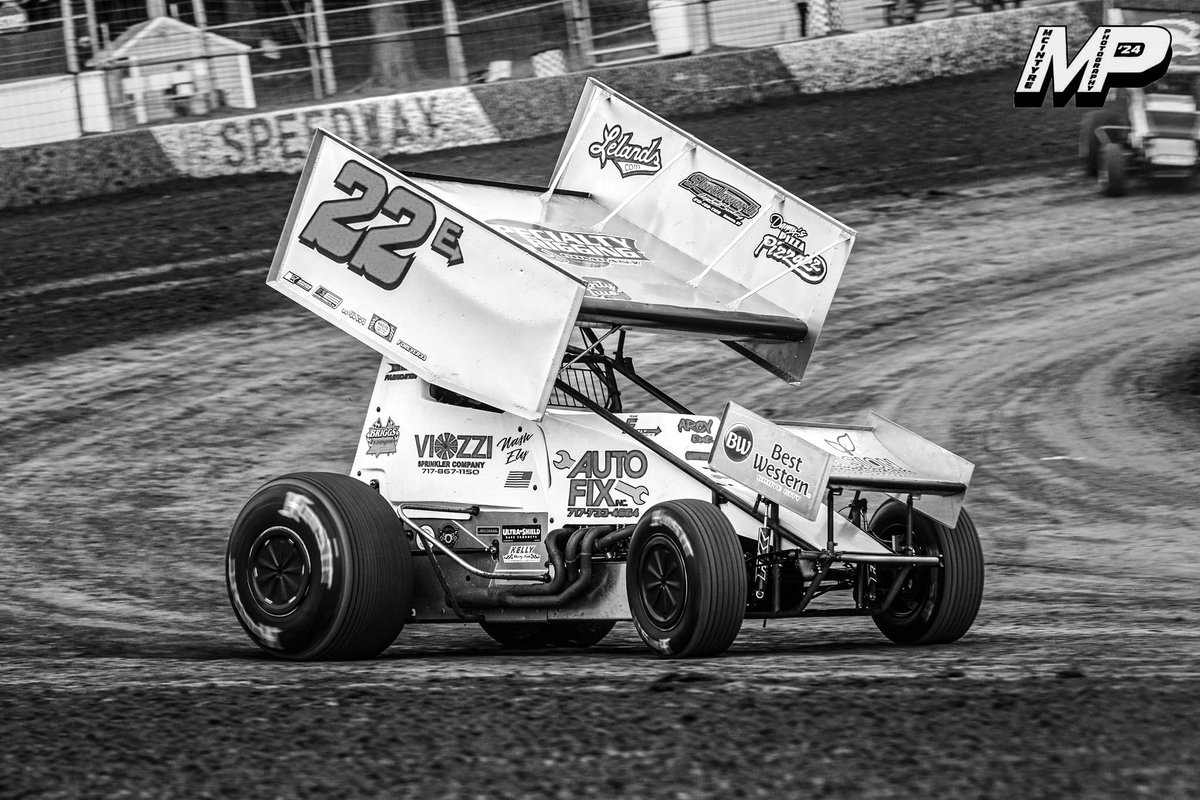 Sometimes B&amp;W just looks better 🤷