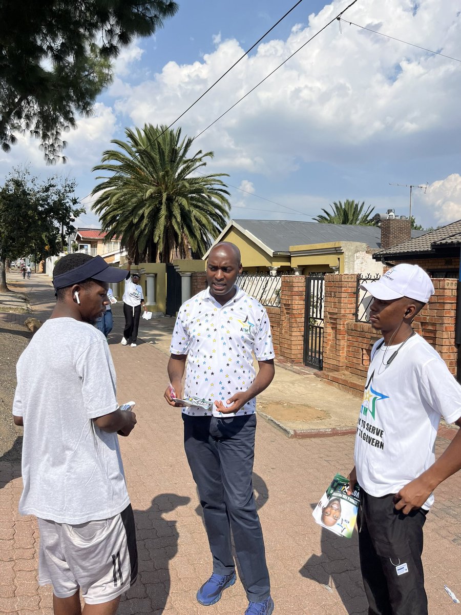 Nwele olude mfo ka Dosini ✌🏾

<a href="/ZungulaVuyo/">Vuyo Zungula MP 🇿🇦</a>