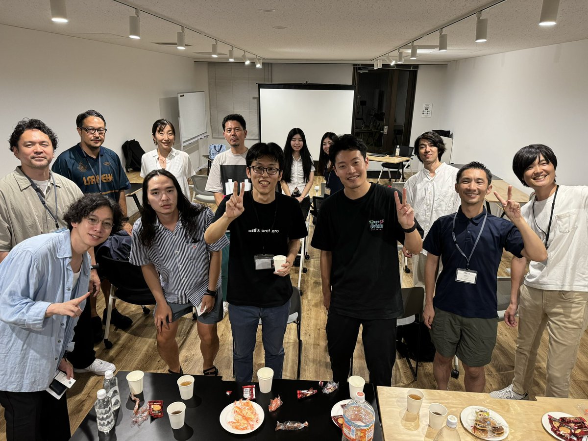 StoreHero1's tweet photo. 交流会後に撮影🦸♂️
本日もめちゃくちゃ盛り上がっていました🙌
講演頂いた井澤さん@izawatakahiro 、ご参加頂いた皆様ありがとうございました!!ご参加頂けなかった方は、イベントレポート配信をお待ち下さい☺️
#Shopify #GrowthMeetup https://t.co/Rx9atYOS4w