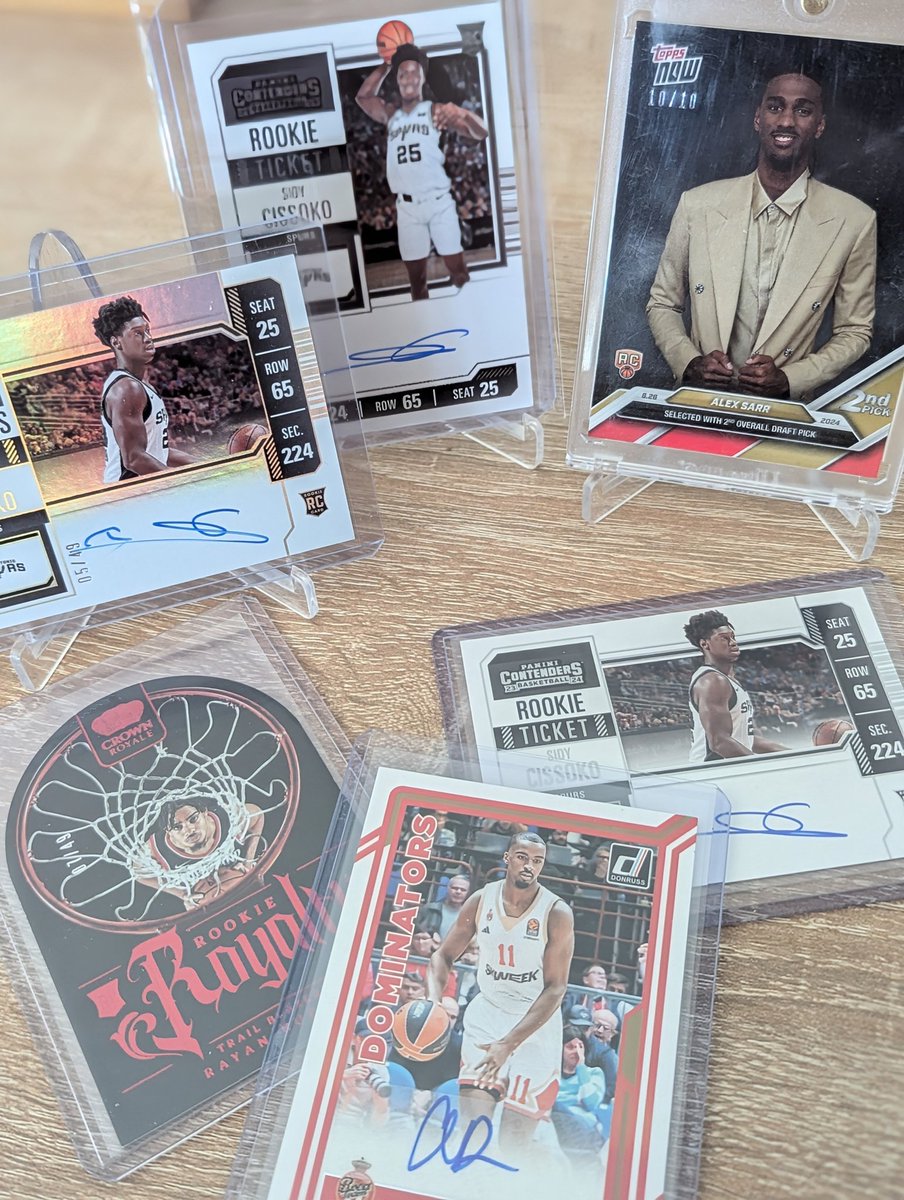 yoanndurand77's tweet image. Le mailday du bonheur 🎉
#NbaCardsAddict