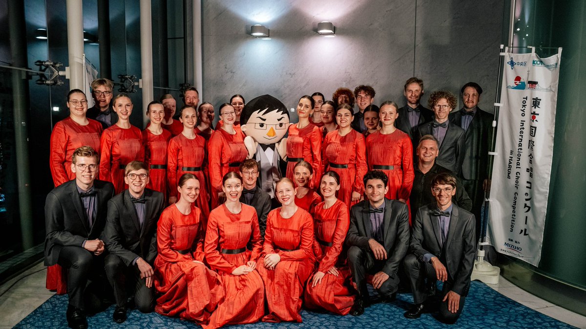 Rīgas <a href="/choirBALSIS/">Youth choir BALSIS</a> šajā vasarā guvis ievērojamus starptautiskus panākumus Japānā, iegūstot vairākas zelta godalgas un Grand Prix. Sveicam jauniešu kori “Balsis” un tā māksliniecisko vadītāju un diriģentu <a href="/teterovskis/">ints teterovskis</a>! Lepojamies!🎼👏