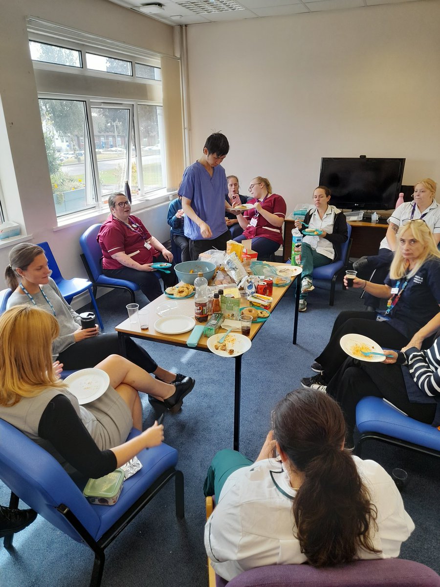 Brain Injury Unit π§ (@uhlbiu) on Twitter photo Any excuse for a fuddle! Liv (OT) is rotating this week so we are sending her off with a New York inspired lunch.. you will be missed and will be great on <a href="/LeicesterNRU/">Leicester NRU</a>π½πͺππ©π₯―π₯€ <a href="/uhltherapy/">uhltherapy</a> Any excuse for a fuddle! Liv (OT) is rotating this week so we are sending her off with a New York inspired lunch.. you will be missed and will be great on <a href="/LeicesterNRU/">Leicester NRU</a>π½πͺππ©π₯―π₯€ <a href="/uhltherapy/">uhltherapy</a>