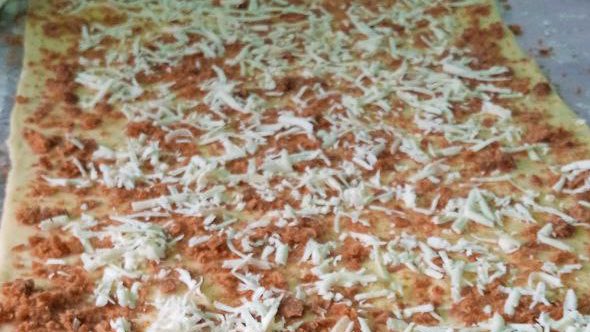 🍞 ¡Maestro del Golfeado! 🍞

18 talentosos participantes del perfil Panadero han aprendido la deliciosa técnica de los golfeados junto al maestro Julio Gómez del cfs Villa del Rosario del Inces Zulia. ¡Un paso más hacia la excelencia! 👩‍🍳👨‍🍳✨

#LaTécnicaQueTransforma