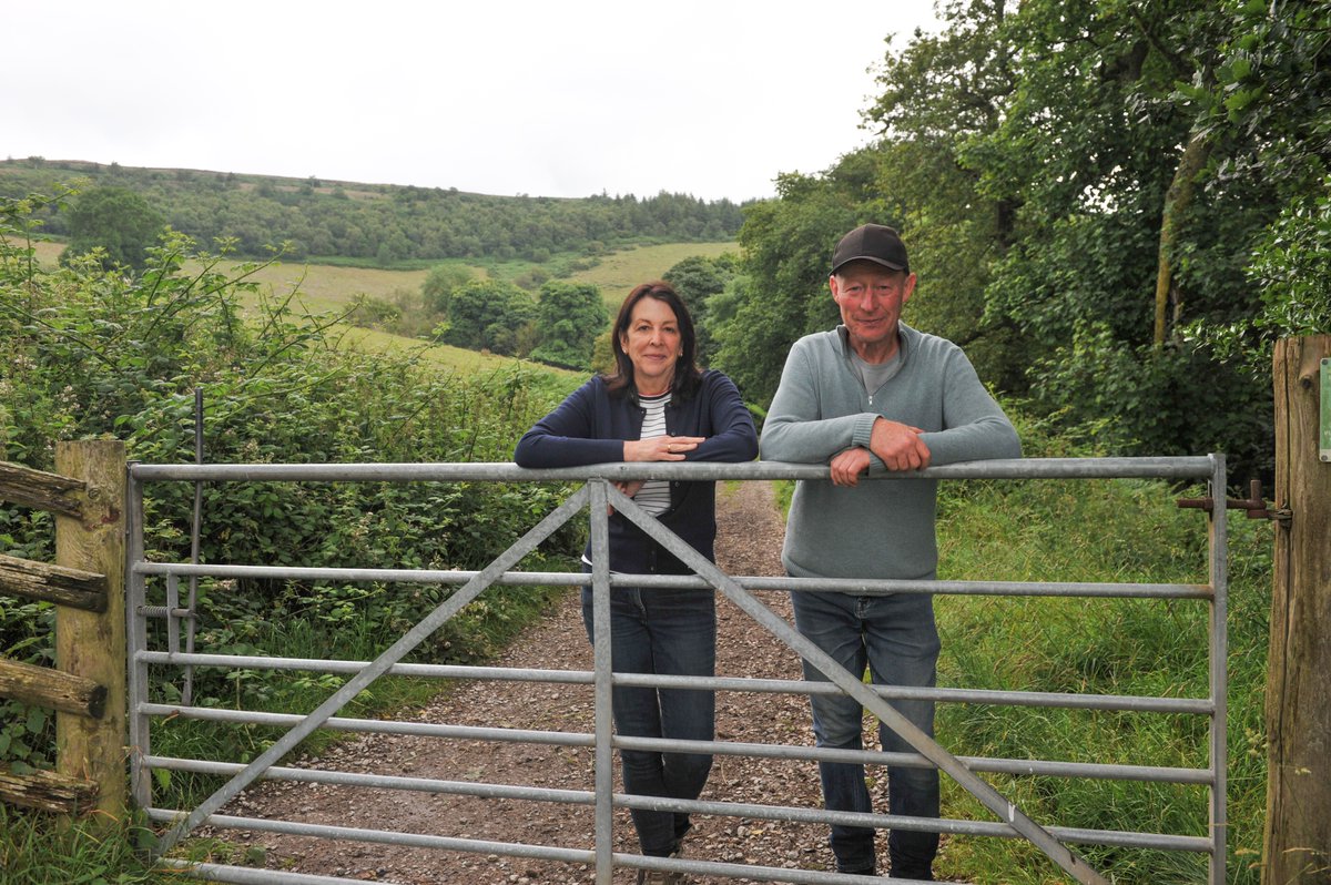 A farm-based tree management and planting scheme in Denbighshire is demonstrating how landlords and tenants with shared environmental aspirations can work together for mutual gain: ow.ly/JWYo50T8n05
