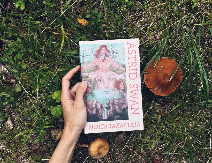 Mitä luimme kerran | NOITARAKASTAJA mitaluimmekerran.fi/2024/08/noitar…