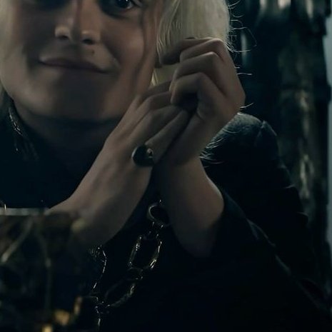 the tgc hand obsession is starting to get worrying