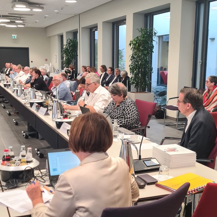 Martin Scherer tweet media