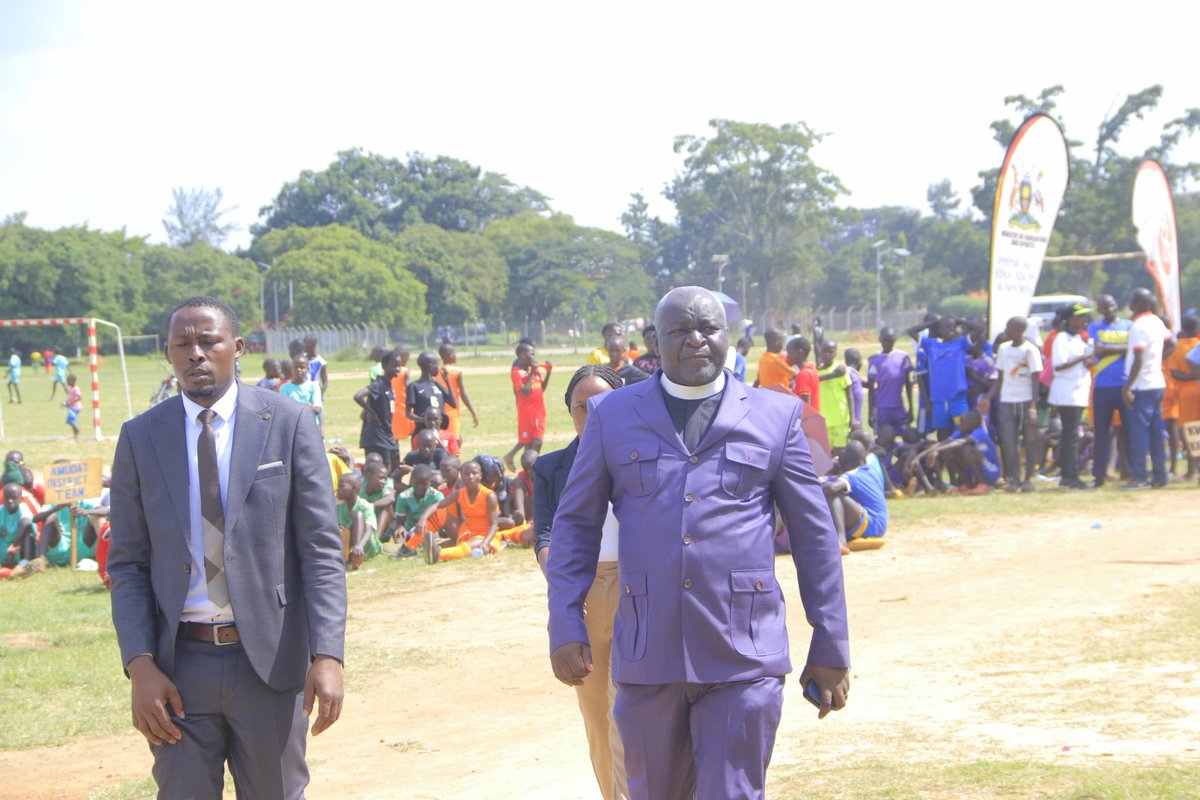 Uganda Primary Schools Sports Association (@upssaonline) on Twitter photo Rev. Can. Duncans Mugumya, The Commissioner Physical Education and Sports in the <a href="/Educ_SportsUg/">Ministry of Education and Sports - Uganda</a> who is also the chief guest has arrived at Boma Grounds Soroti to grace today's occasion.
#UPSSABallGames2024 Rev. Can. Duncans Mugumya, The Commissioner Physical Education and Sports in the <a href="/Educ_SportsUg/">Ministry of Education and Sports - Uganda</a> who is also the chief guest has arrived at Boma Grounds Soroti to grace today's occasion.
#UPSSABallGames2024