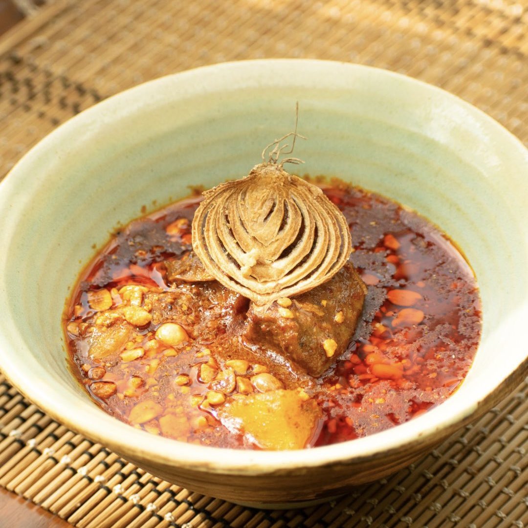 Chef Kaustubh and Team Fireback brought authentic Thai flavors to our glasshouse last weekend! 🌶️ From Lamb Chop Gorlae to Massaman Curry, the pop-up had rave reviews. Inspired by their Thailand trip, these dishes are now heading to Fireback’s menu in Goa! 🍛🔥