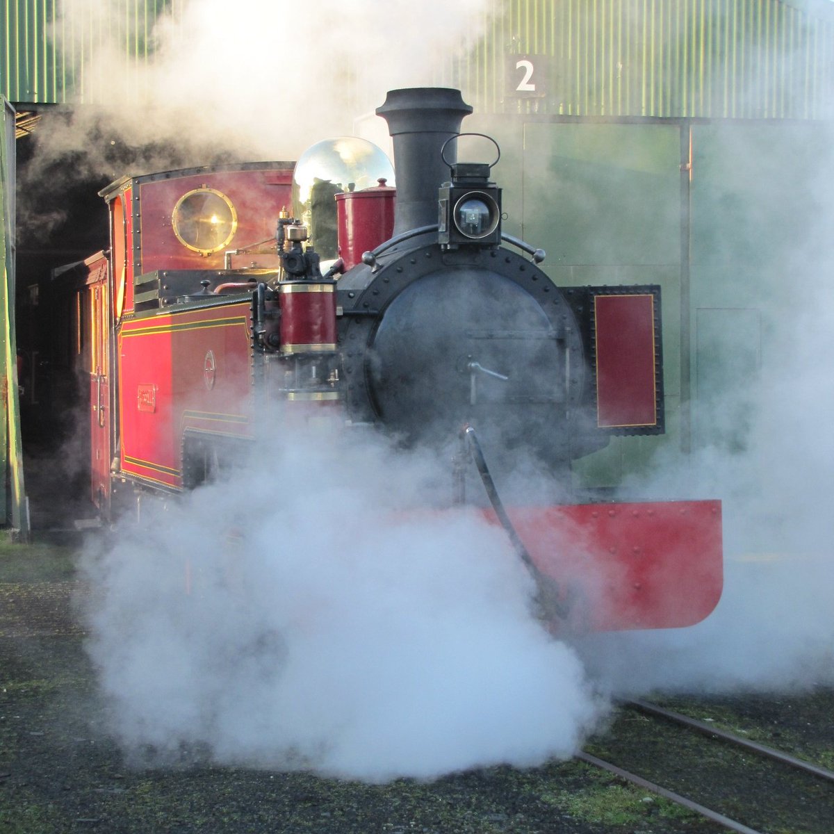 Russell at the Welsh Highland Heritage Railway in Porthmadog. 🏴󠁧󠁢󠁷󠁬󠁳󠁿

whr.co.uk/stock/steam/ru…

Can you help us?

<a href="/NarrowGaugeWrld/">Narrow Gauge World</a> <a href="/SteamRailway/">Steam Railway</a> <a href="/HeritageRailMag/">Heritage Railway Magazine</a> <a href="/RailwayMagazine/">The Railway Magazine</a> <a href="/MrTimDunn/">Tim Dunn</a> <a href="/Wales_On_Rails/">WalesOnRails</a> <a href="/Gr8LittleTrains/">@Gr8littletrains</a> <a href="/northwaleslive/">North Wales Live</a> @discoverwales1 <a href="/railadvent/">RailAdvent</a> @fly2wales
