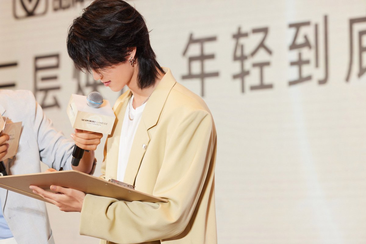 PAST_THE8_'s tweet photo. 230829 XCSS Weibo 

#디에잇 #서명호 #The8 #xuminghao https://t.co/o2Pn35k7bG