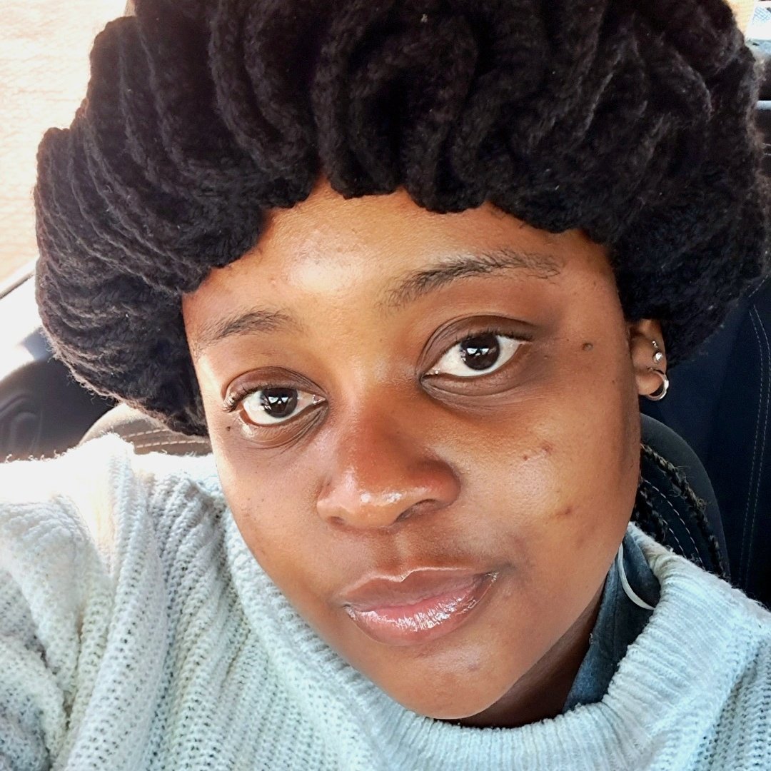 VMphika tweet picture