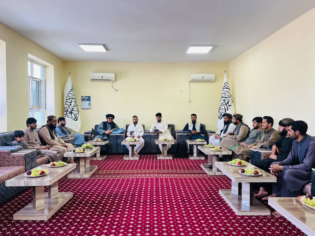 ajsc_afg's tweet photo. AJSC organized advocacy meetings in #Logran, #Paktika, #Uruzgan & #Helmand provinces
Challenges facing media work, journalists’ access to info & safety were raised in these meetings.
#AJSC's been working to facilitate a safe environment for journos.
🔗https://t.co/UcIFOaZ4WP https://t.co/ISISLb0lBN