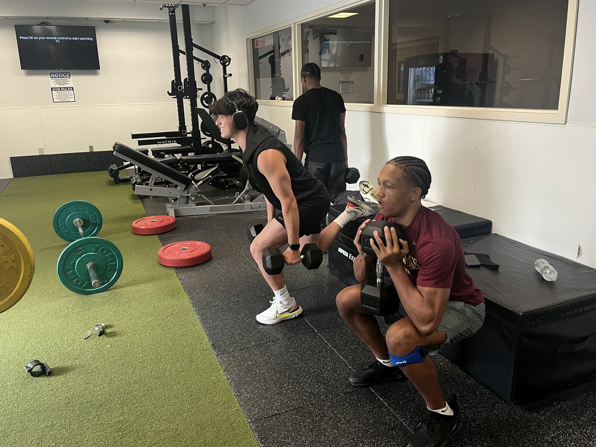 SCC_wrestling's tweet photo. No stone left unturned 💪🏽
.
.
📍Beatrice, NE

#LetsGoBobcats https://t.co/czXctkZ1J2