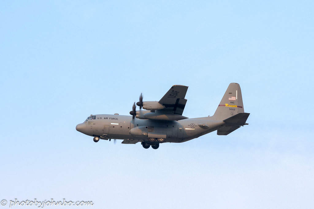 photobyjohnbo's tweet photo. Hector Airport - An Evening at the Park https://t.co/G723wJlko8 https://t.co/9DY8beUG8p