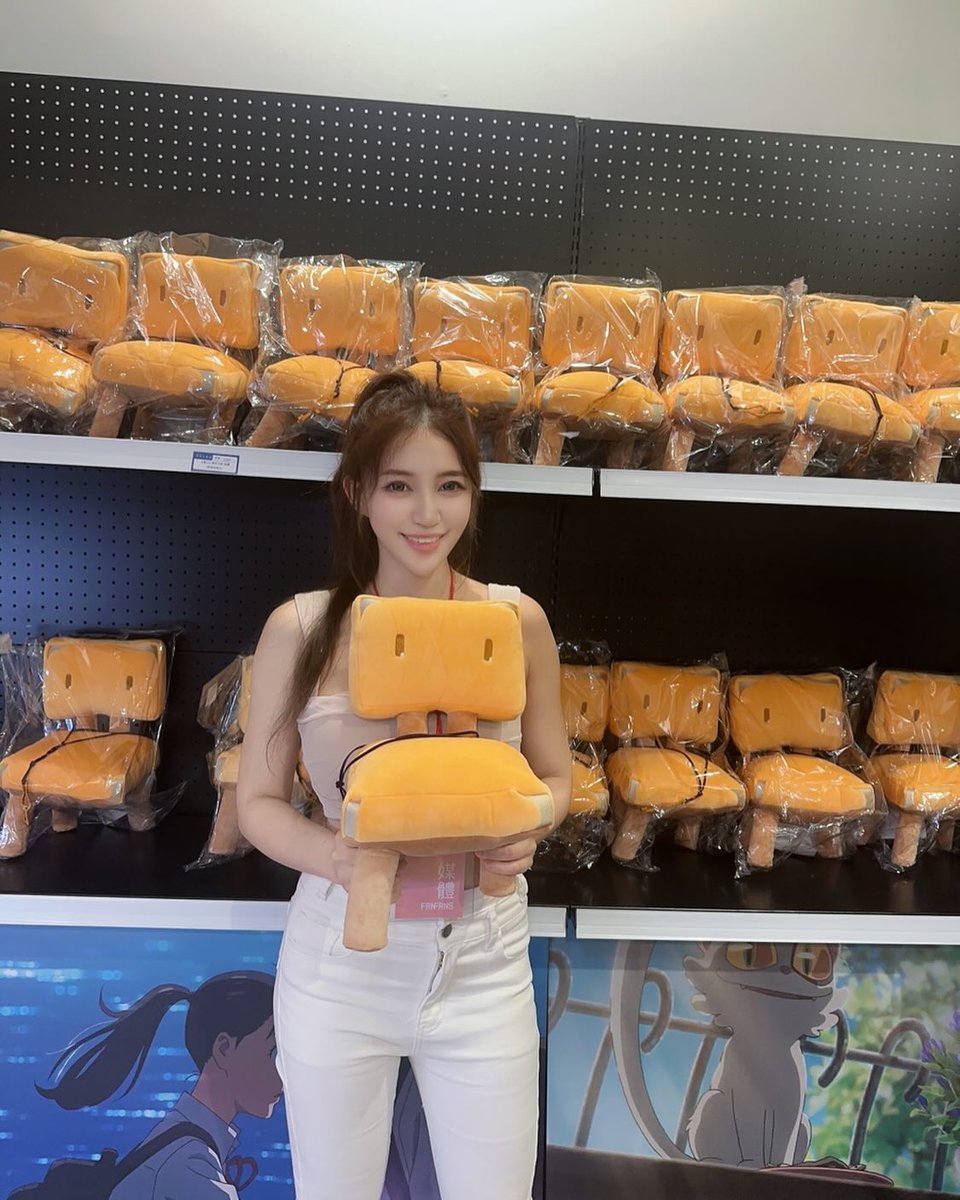 這椅子真的好可愛喔@@!
誰要送我😍