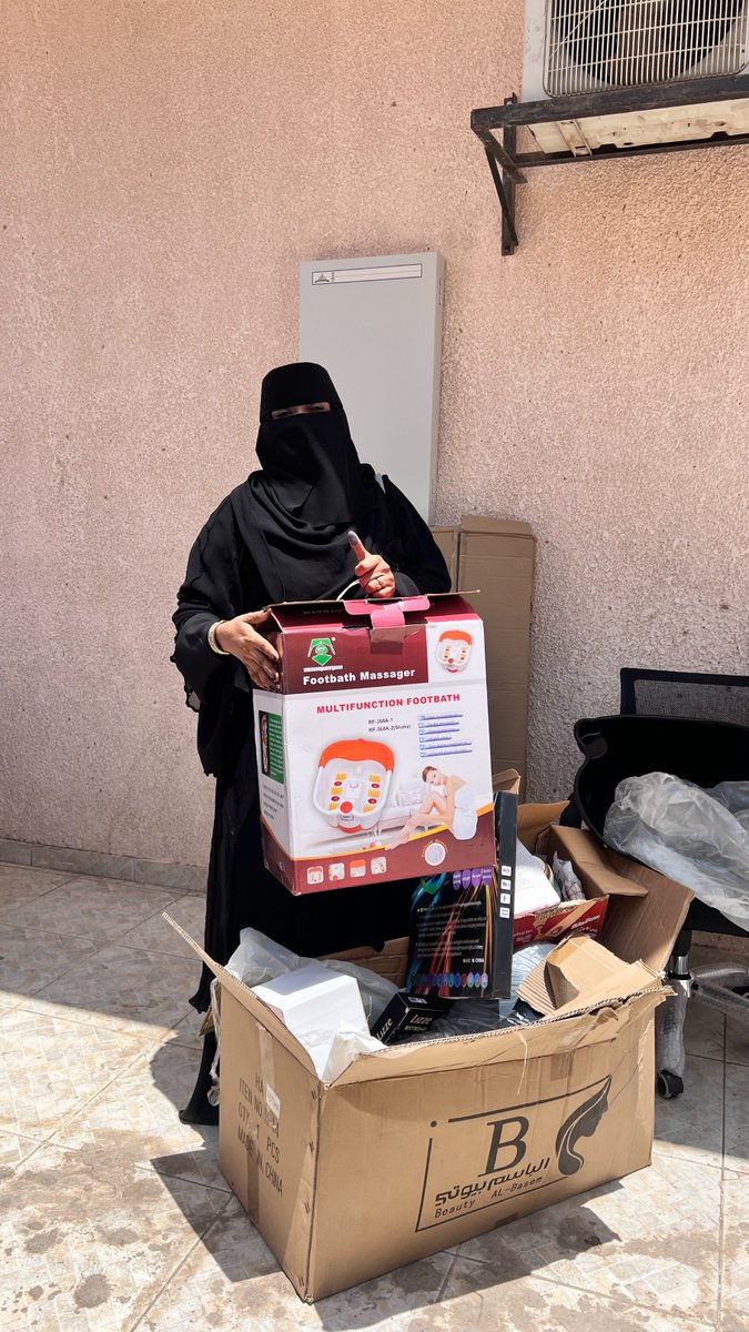 ADRAYemen's tweet photo. تقوم ادرا اليمن بتمكين 40 فردًا من خلفيات متنوعة من خلال تدريب عملي في مجالات مثل اللحام والنجارة وغيرها. من خلال التوجيه وتوفير الأصول، تقوم ادرا بإحياء المشاريع وخلق فرص جديدة للمجتمع. 🌱💼 #سبل_عيش_مستدامة #ELCIII https://t.co/3aFkVbVCP3