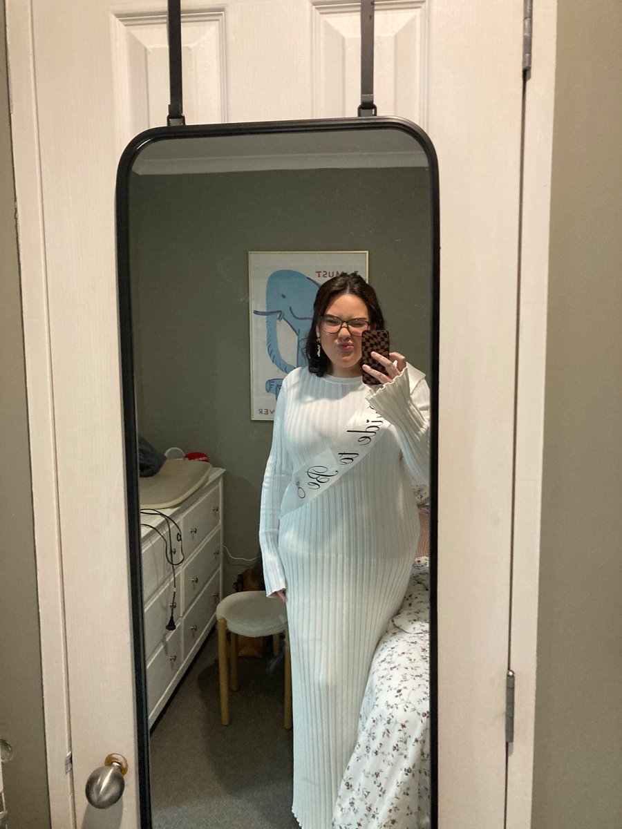 A moment for the dress