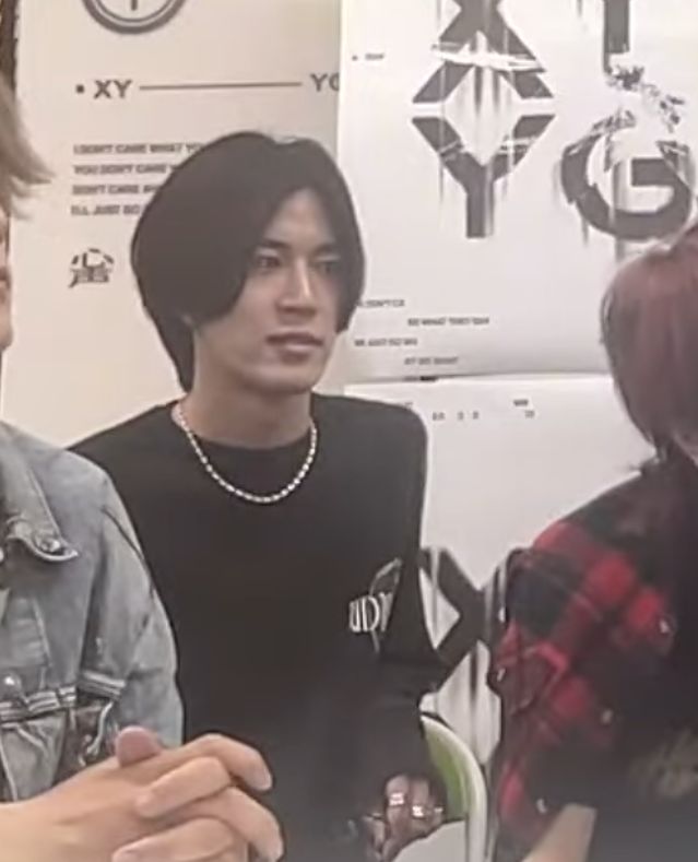 XYのKAIRIは上品で物静かだから好感が持てるよ。彼は炎で言うと青い所だな。青いけど一番温度が熱い。かつてそう評された人がいて…って安易ななぞらえと昔話はやめておこうw  あと端正だけどちょっと天然入ってるのかな？天然貴公子w？間違ってたらファンの方すいません。