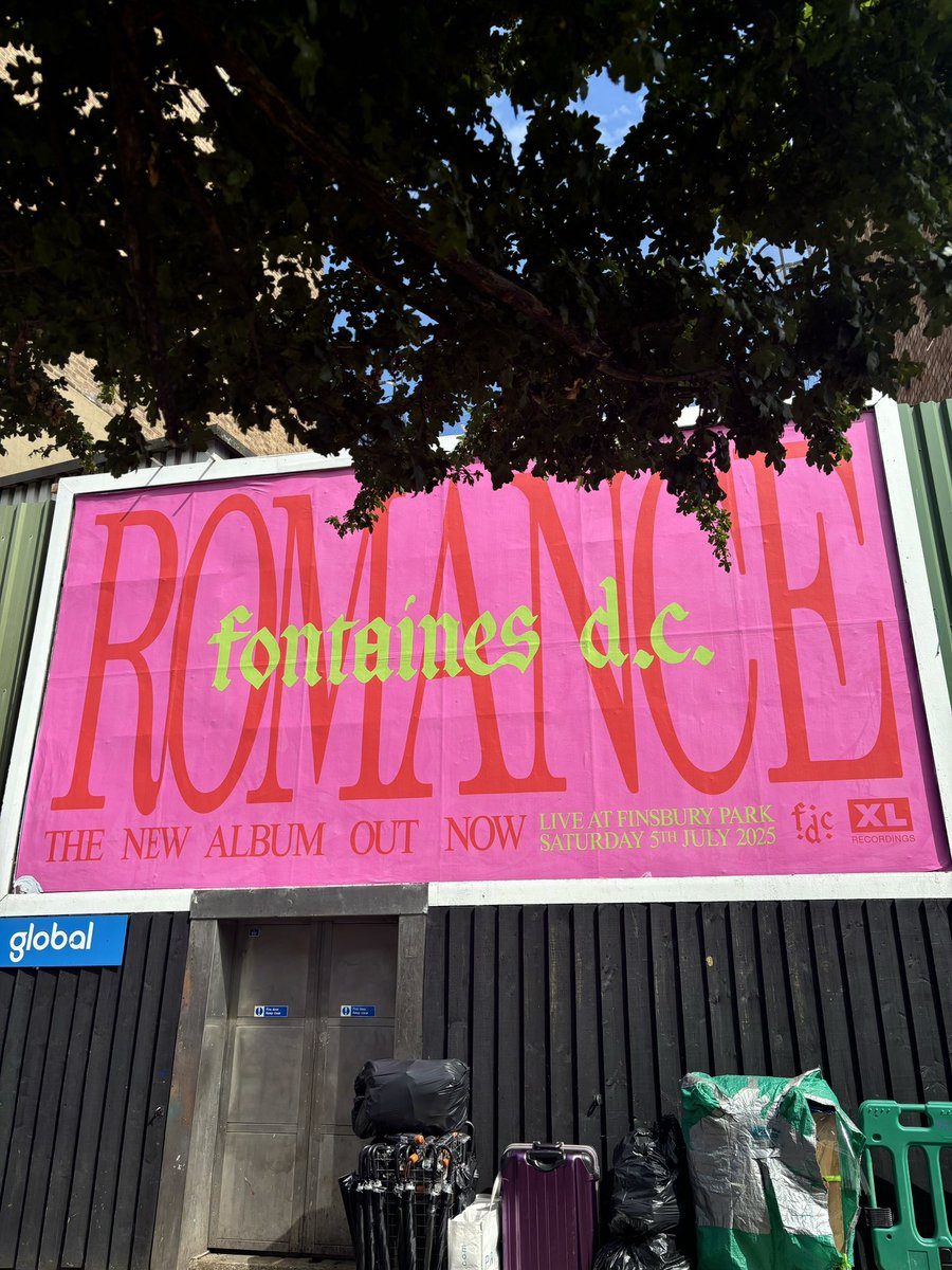 skintyromance's tweet photo. romance everywhere https://t.co/G3T7YPkk1g