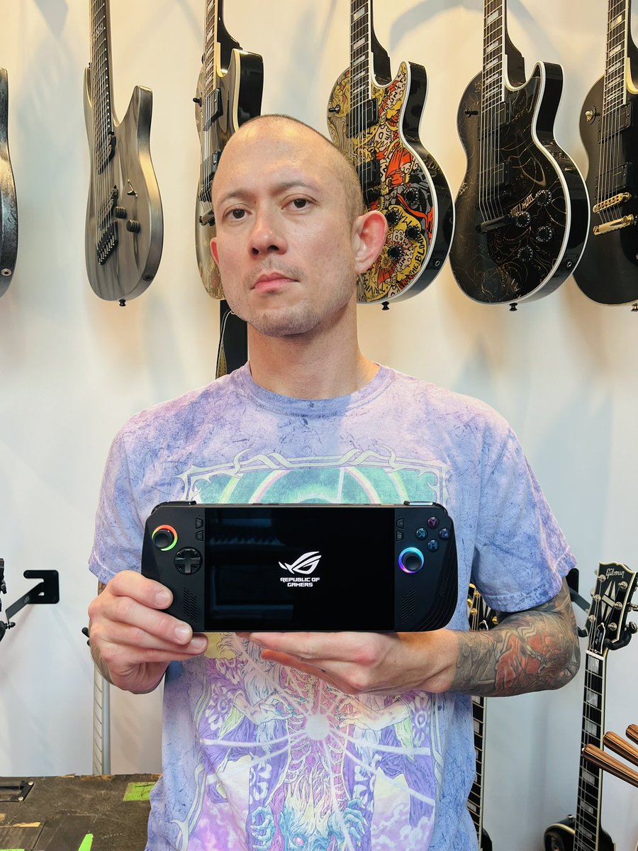 matthewkheafy's tweet photo. What should I play on my new #ROGAllyX ?
Remember. This beast can handle anything a PC can!
You want this. You need this.
@ASUS_ROG
#asusrogpartner
*
Stream today: 1030am est on twitch https://t.co/rOtGVUBE8W