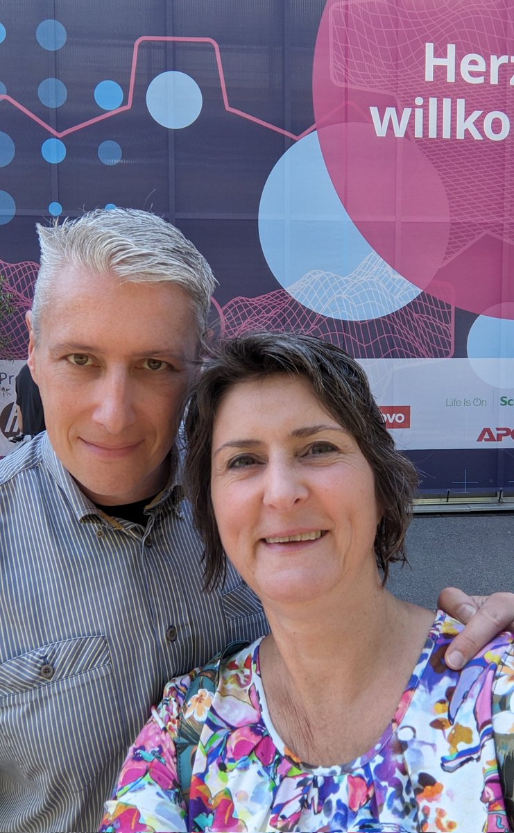 dialogine's tweet photo. Chli a de #connect24 @brack.
#BusinessNetworking https://t.co/GrTOGtquh4