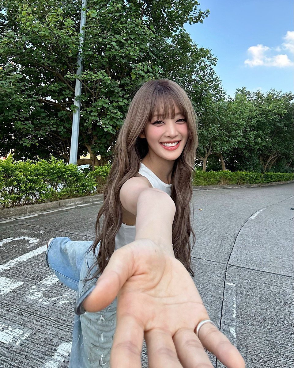 sososome12's tweet photo. มินนี่มาอัพเดทไอจี  แล้ลงฟิวแฟนแบบนี้เขินนะ  ขี้อ้อนมาก 
#MINNIE  #GIDLE https://t.co/XYMIWfVuT6