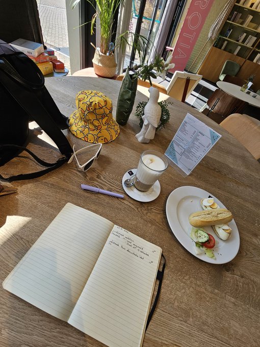 Currently having a brainstorm meeting about a lot of exciting upcoming projects.  Coffee &amp; Lunch are<a href="/tag/findom"class="tags"><span>#findom</span></a><a href="/tag/paypig"class="tags"><span>#paypig</span></a><a href="/tag/tikkieslaaf"class="tags"><span>#tikkieslaaf</span></a>