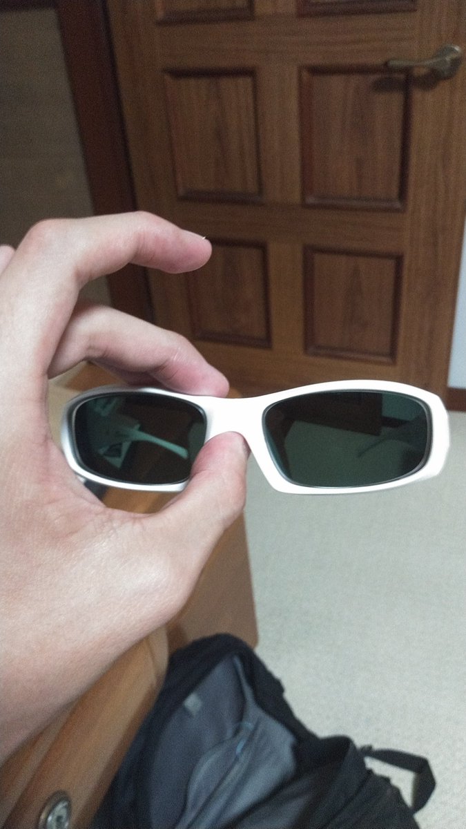 ashibe0730's tweet photo. ようやく1週間前に注文したサングラスが昨日来た🕶
#GPRIDE https://t.co/j766J9d9V6