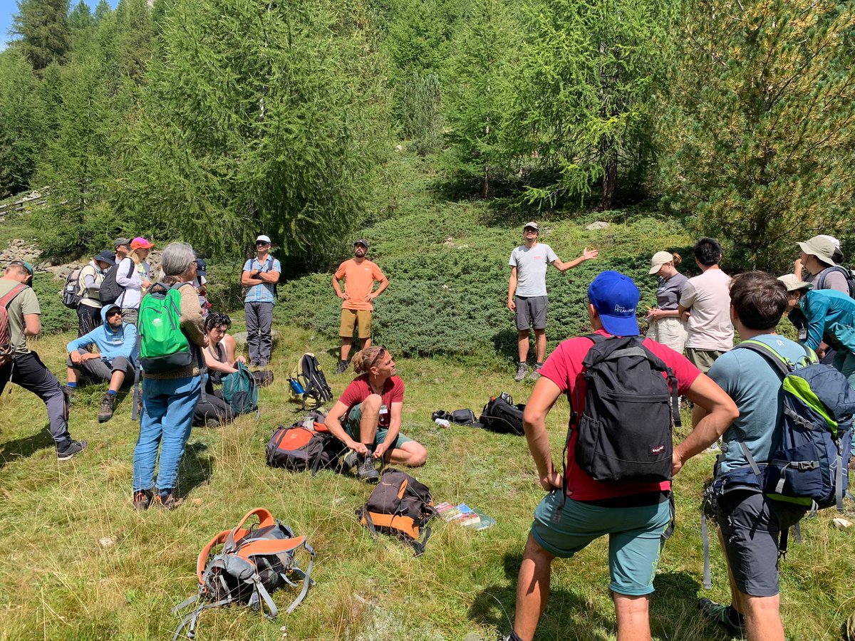 Exciting excursion day at #EGC2024! We explored the stunning dry grasslands of the Vinschger Sonnenberg and the alpine meadows of the Schnalstal. Swipe to see highlights from our field trip.