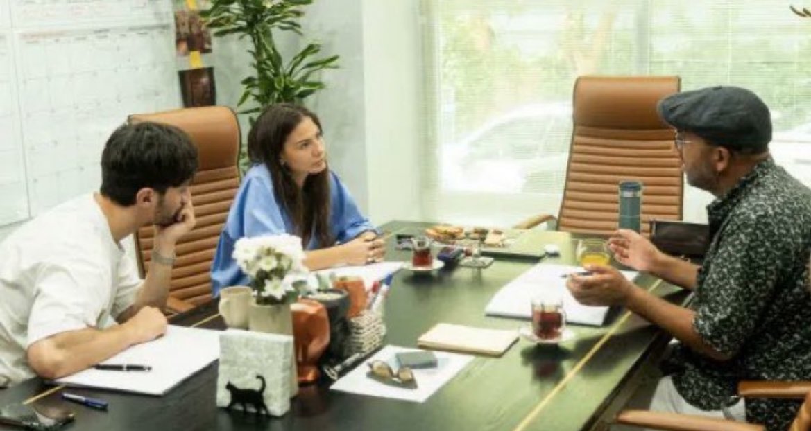 LhSwpr's tweet photo. Yaa🥹🧿🪬
#ilhanşen #DemetÖzdemi̇r https://t.co/MrV36zMFFR