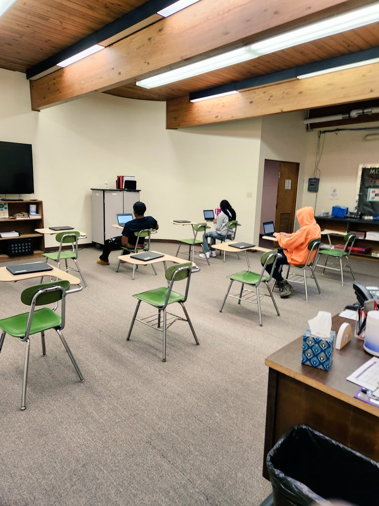 Tim Locklair tweet media