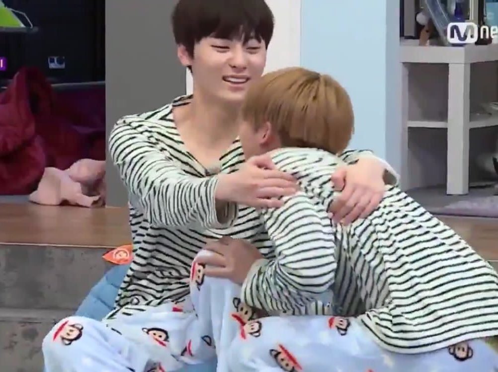 ถ้าไม่ได้อยู่ในกรม น้องคงไปเล่นด้วยแล้วมั้ยน้อ คิดถึงบางสิ่ง