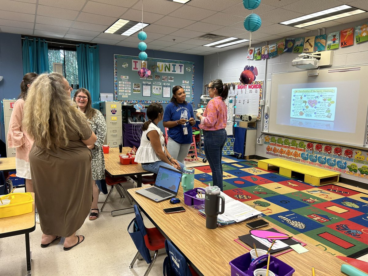 Mrs. Kidder tweet media