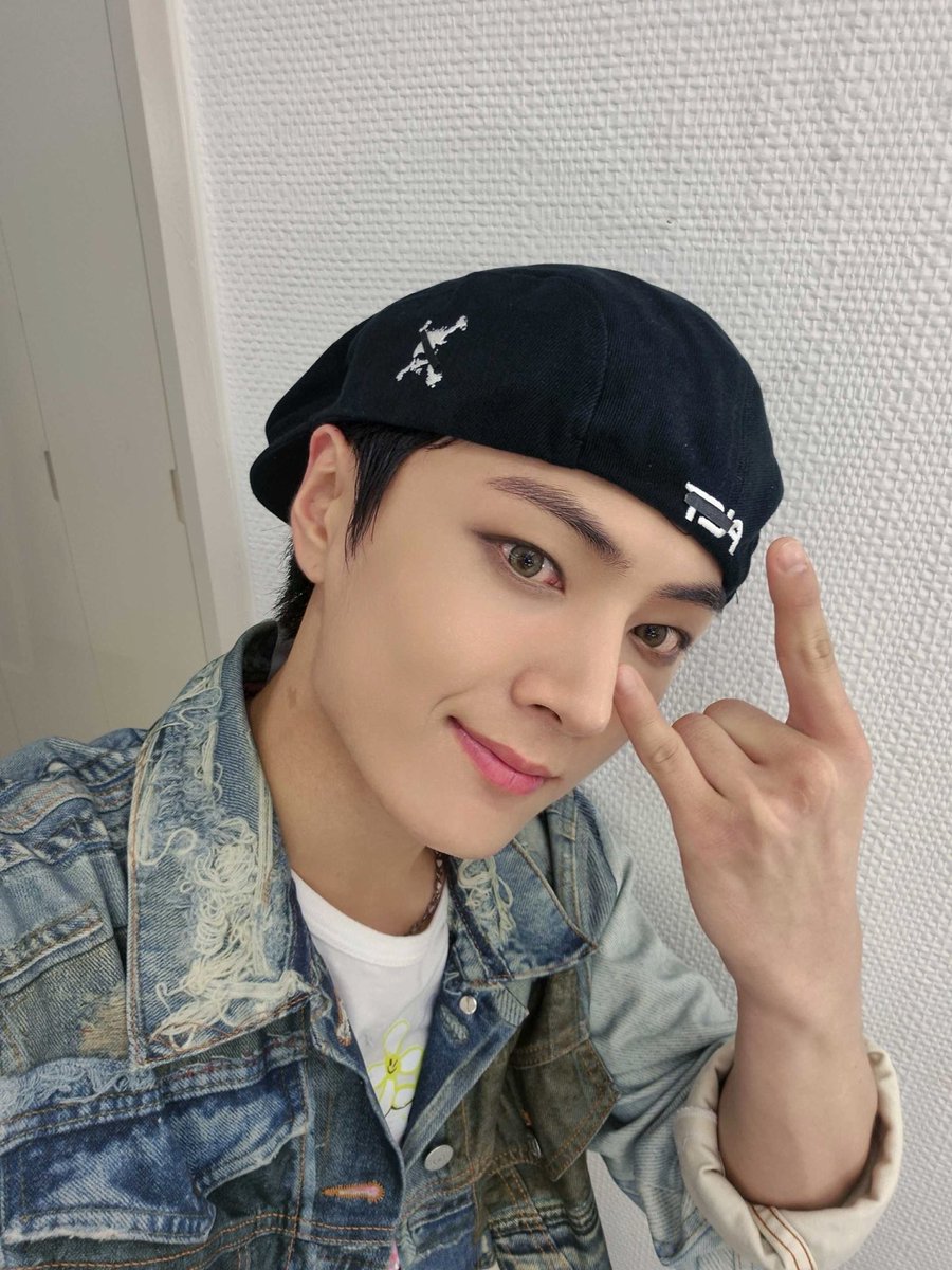 jjongee22's tweet image. 🤘종성 좋아요