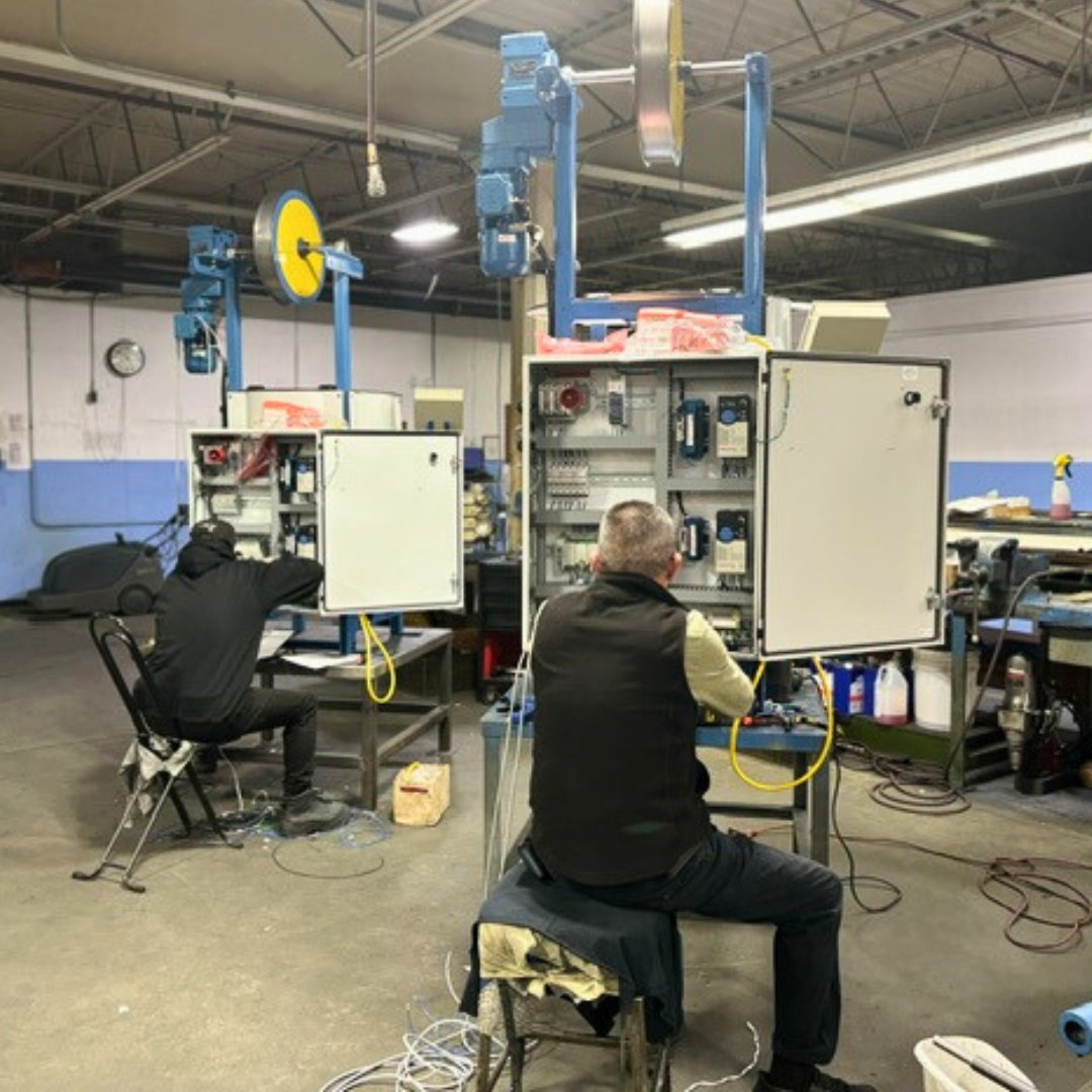 Wardwell_Co's tweet photo. Making Wardwell braiders the industry standard for overall value.

Today, we remain committed to providing products and services that meet the demands of modern braiding applications, continuing our tradition of innovation and excellence. https://t.co/llMULDx6pt